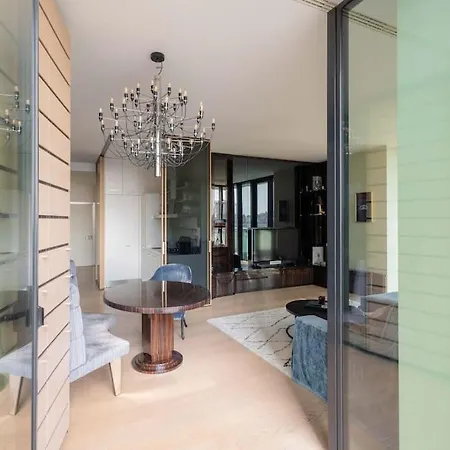 Sky High Dreams - Vista Duomo Apartment Mailand